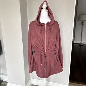 Primark Dark Rose Women’s Windbreaker With Pockets & Gold Detail - Size Large